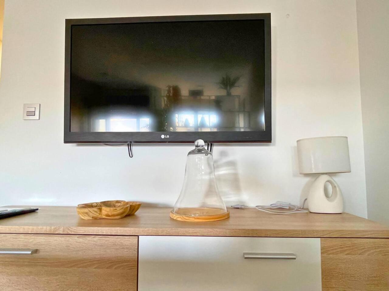 Home4U Apartamento Con Cochera 格拉纳达 外观 照片