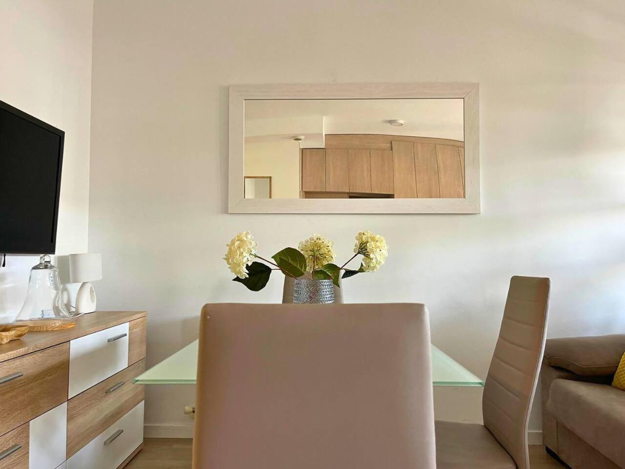 Home4U Apartamento Con Cochera 格拉纳达 外观 照片