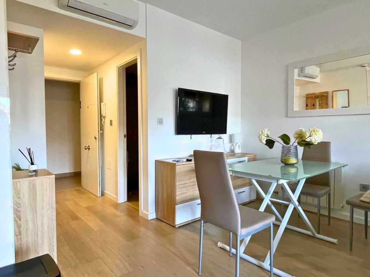 Home4U Apartamento Con Cochera 格拉纳达 外观 照片