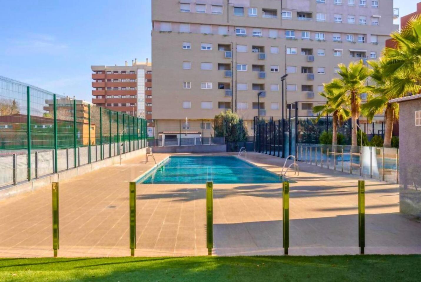Home4U Apartamento Con Cochera 格拉纳达 外观 照片